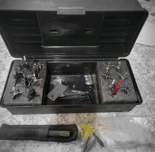Lot broadhead hunting - lot, of